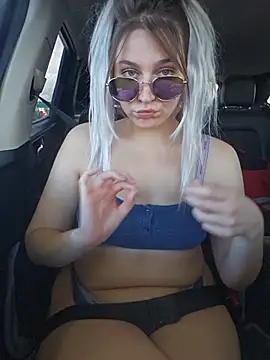 XXX chat uživo modela ScarletsWeb