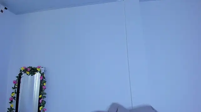 RoseCassieのライブXXXチャット