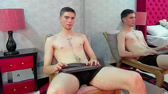 NickWild Live XXX Chat