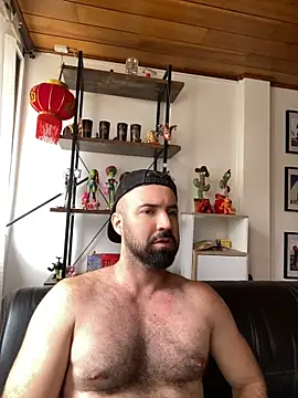 Онлайн чат XXX Juan_Art