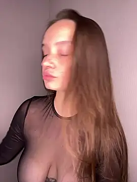 bitchpeace_'s Live XXX Chat
