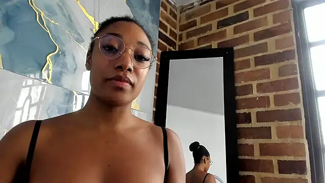 XXX chat uživo modela esmeralda-bk