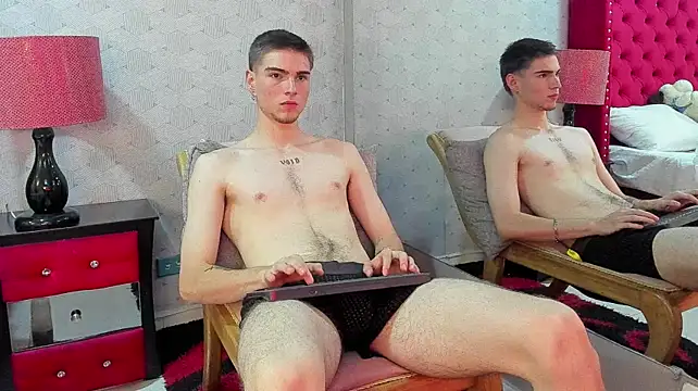 Chat XXX en directo de NickWild