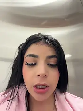 ArieliciousXXX Chat XXX in diretta
