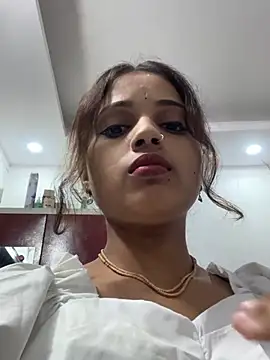 Ahana_Cutie Adlı Modelin Canlı XXX Sohbeti