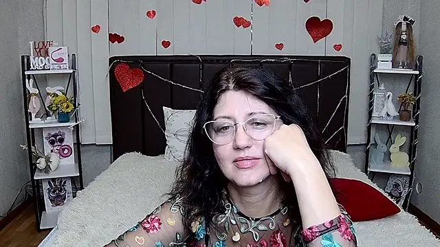 RoseHille Chat XXX live
