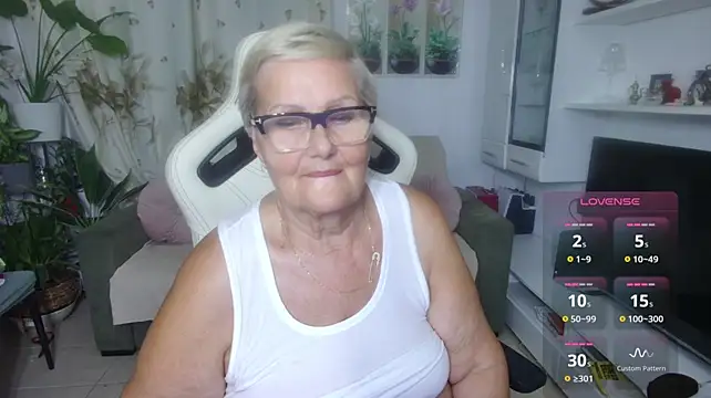 Selenna57 Live XXX Chat