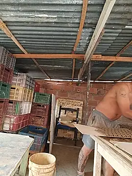 XXX chat uživo modela hoteder