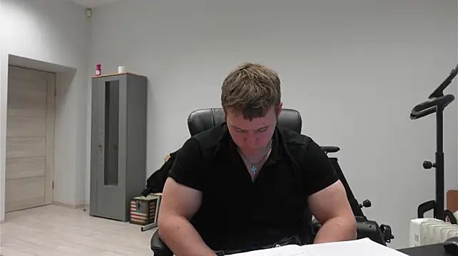 Richard_Dullas élő XXX-chatje