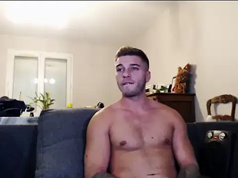 Elkafit28 – Naživo XXX chat
