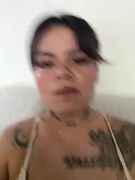 XXX chat uživo modela Sexy__Giirl