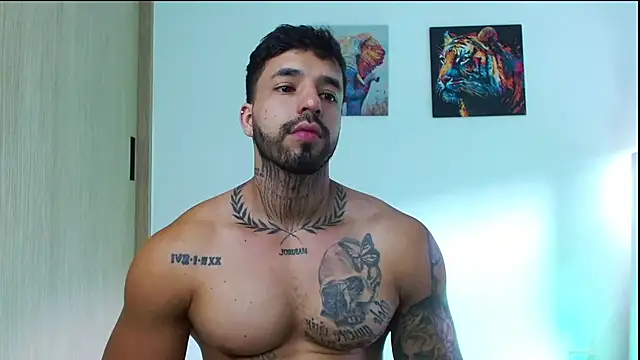 Jacobb_Phoenix Adlı Modelin Canlı XXX Sohbeti