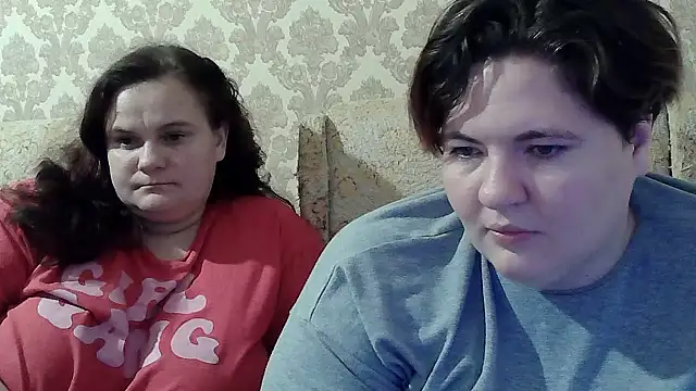 EmmaXKristall's Live XXX Chat