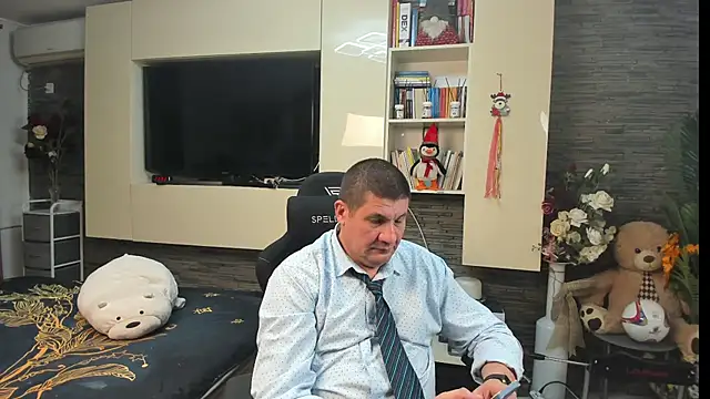 SpartacusDaddy48's Live XXX Chat