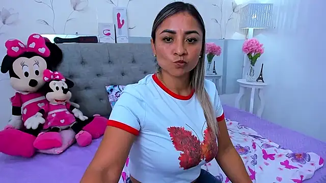 milf_bigass_ Live XXX-Chat