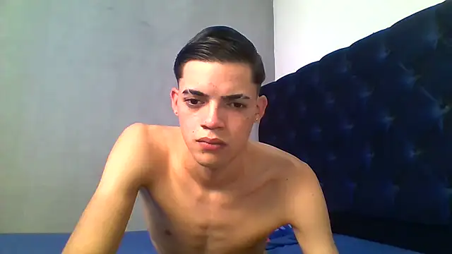 แชท XXX สดของ Latinos_2001