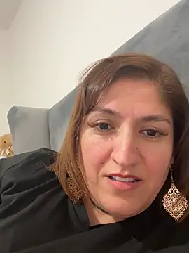 Spicy-Kareena Adlı Modelin Canlı XXX Sohbeti