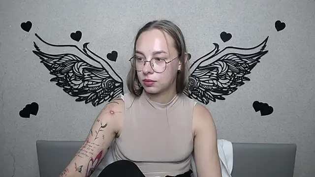 SteshaGlass XXX чат на живо