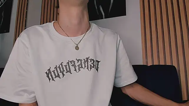 Alexxus_Smith 即時 XXX 聊天
