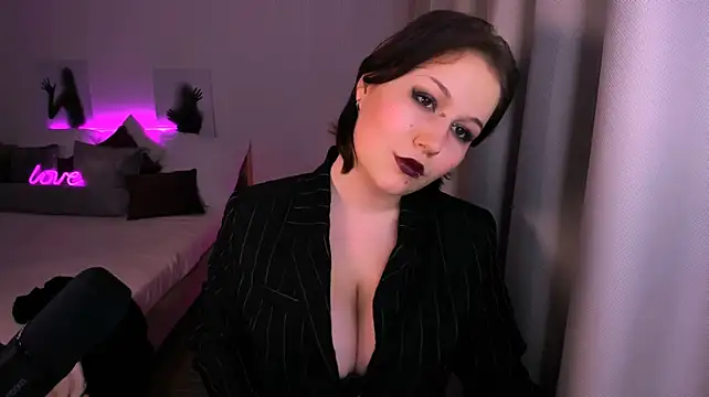 دردشة MiaLacrice الجنسية المباشرة