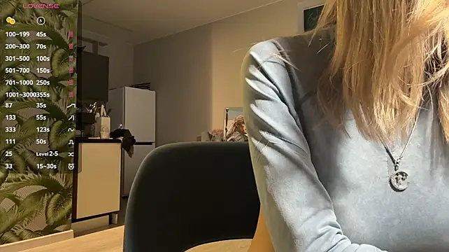 XXX chat uživo modela NatalieAnene