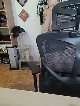 Živý XXX chat divine_eve