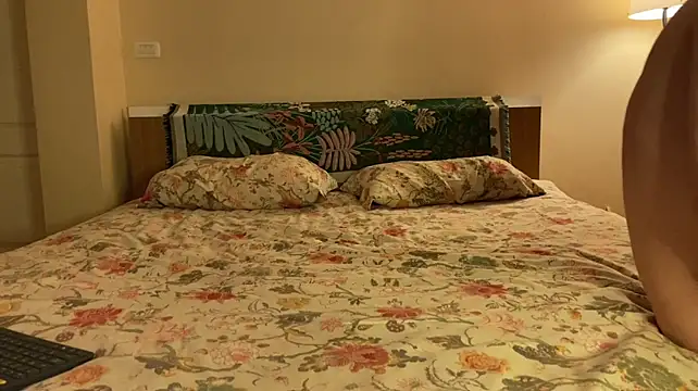 KellyTwink – Naživo XXX chat