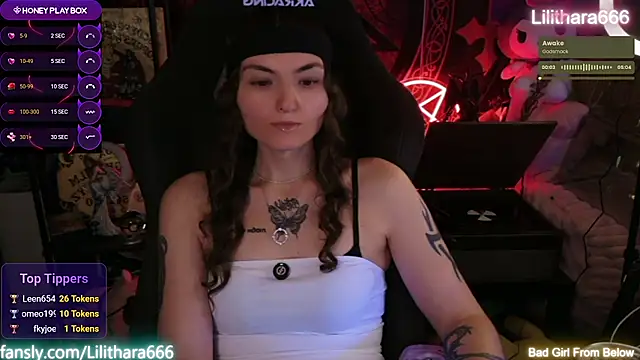 Lilithara666 Chat XXX in diretta
