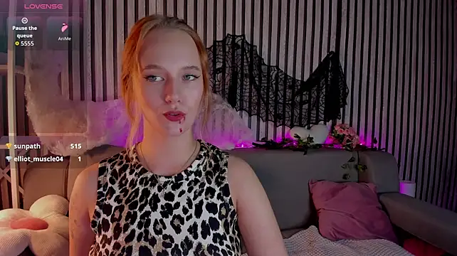 Онлайн чат XXX Casey_Sweeet