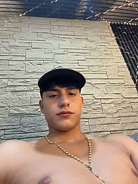 Lander_Cruz XXX чат на живо
