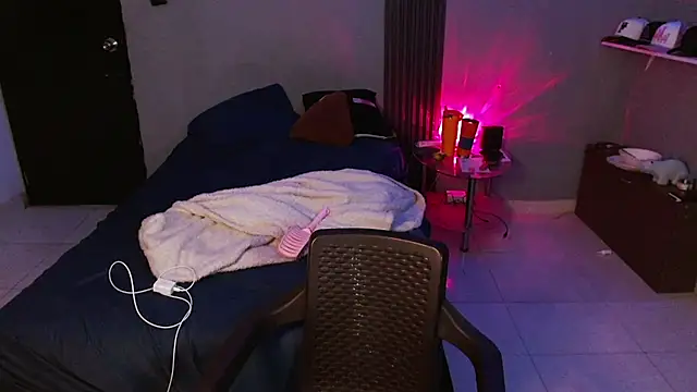 XXX chat uživo modela Mr_yisuzz