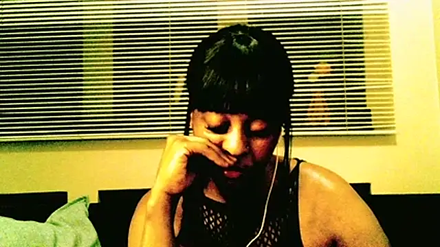 ORUOMA's Live XXX Chat