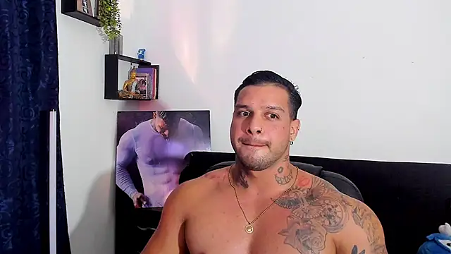 MarckMathews Live XXX-chat
