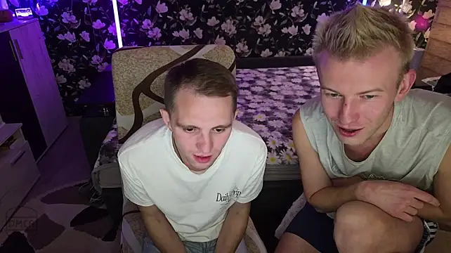 XXX chat uživo modela Vuitton