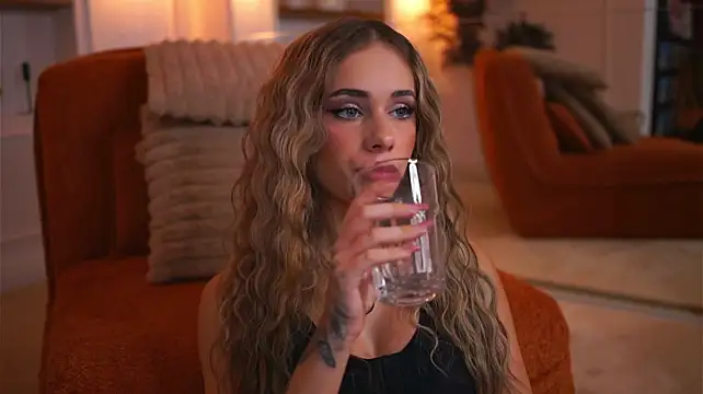 Živý XXX chat Ava_Solis