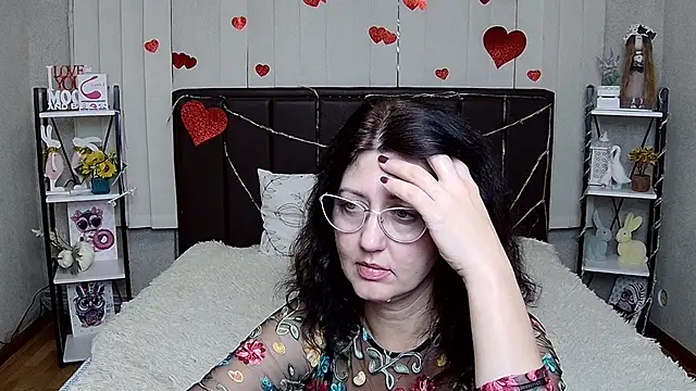 צ'אט XXX בשידור חי של RoseHille