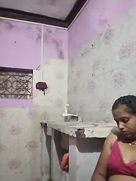 aapki-bhabhiii লাইভ XXX চ্যাট