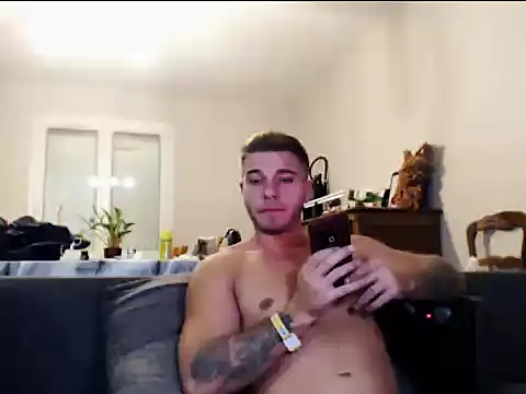 Elkafit28 Live XXX Chat