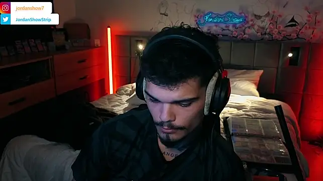 JordanShown Live XXX chat