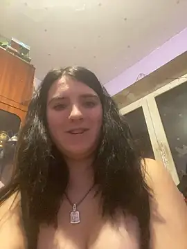 XXX chat uživo modela AlicePearll