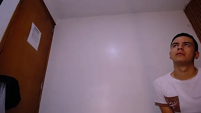 XXX chat uživo modela Axel_Wilde