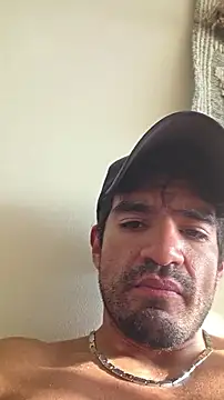 piggylatino's Webcam Show