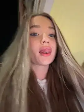 milaa_sun Chat XXX in diretta