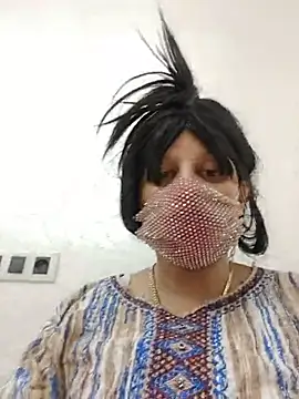 _Zinaa Adlı Modelin Canlı XXX Sohbeti