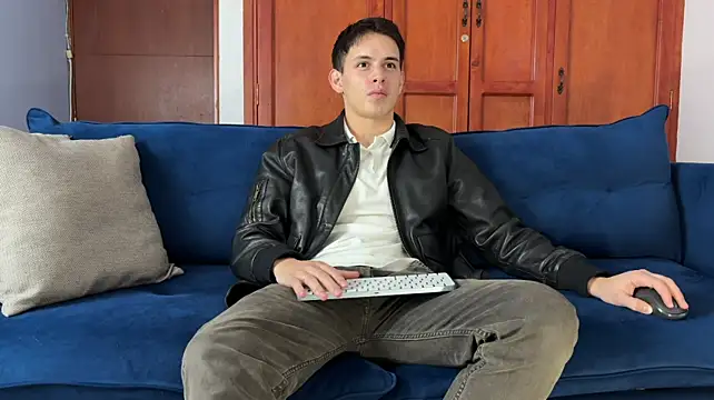 Enzho_liamn Live XXX chat