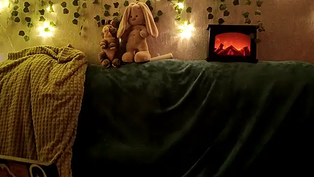 ElizabethSilk 即時 XXX 聊天