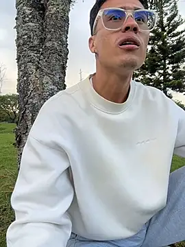 TavoHot_ – Naživo XXX chat