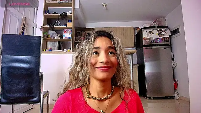 collins_megan96's Live XXX Chat