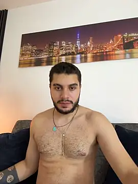 XXX chat uživo modela AmadeoWild