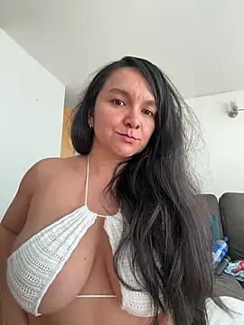 Nova_GabrielaのライブXXXチャット